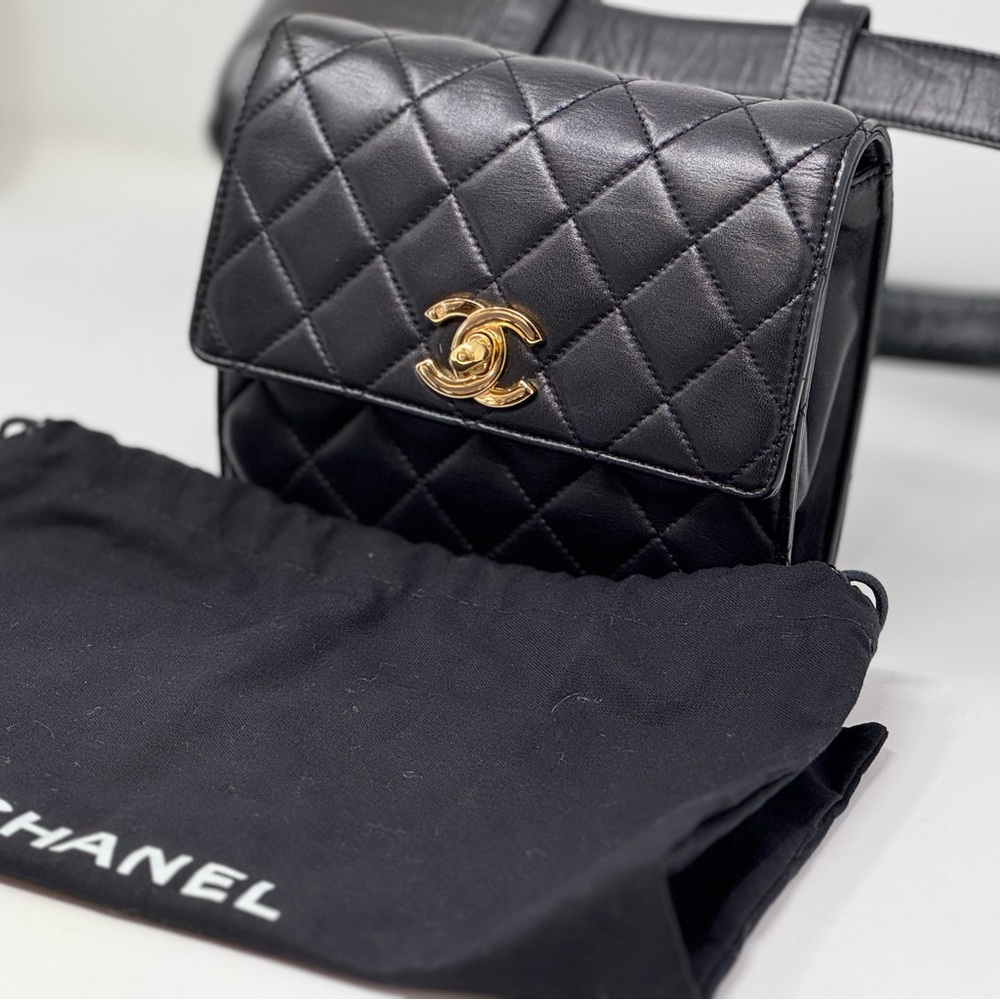 💎💯Authentic CHANEL Vintage Belt Bag Mini Black Lambskin Leather 24k GP - Picture 3 of 7